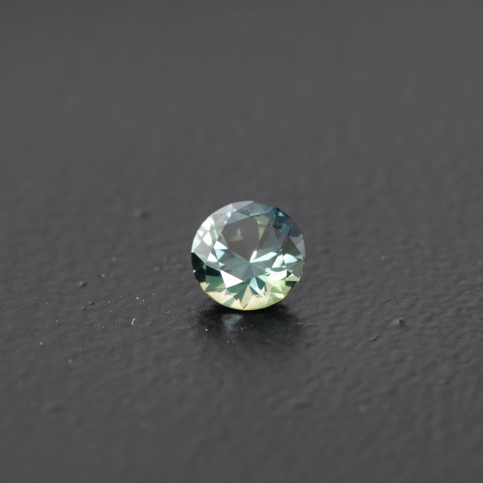 Parti Brilliant Sapphire 0.50ct (S.P.BR.591)
