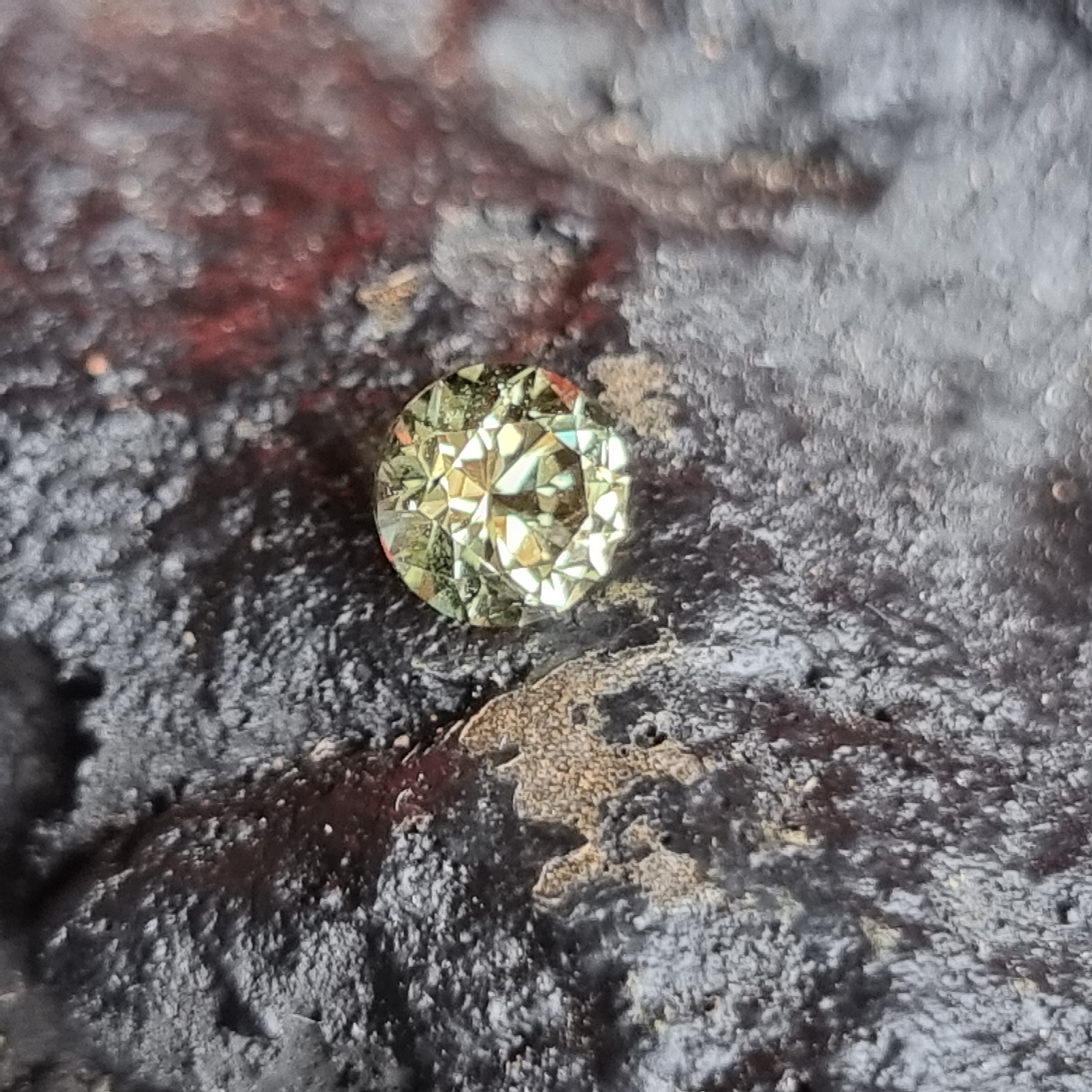 Parti Brilliant Sapphire 0.64ct (S.P.BR.195)