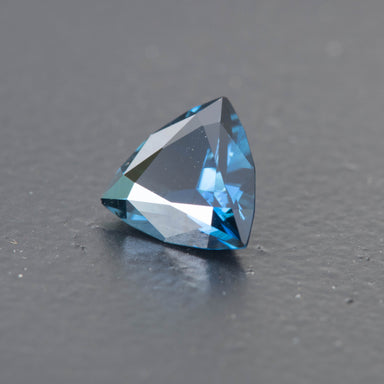 Blue Trilliant Sapphire 1.08ct [S.B.T.032]
