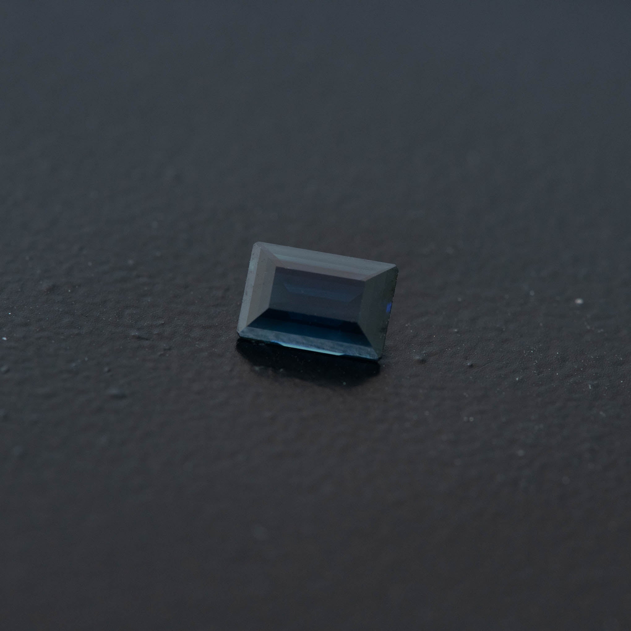Blue Baguette Sapphire 1ct  [S.B.BA.103]