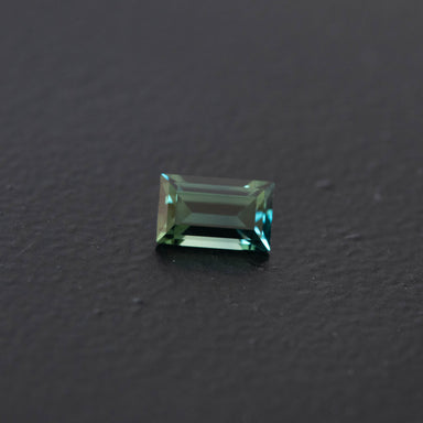 Teal Baguette Sapphire 0.59ct  [S.T.BA.105]