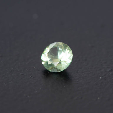 Green Brilliant Sapphire 0.55ct [S.G.BR.1326]