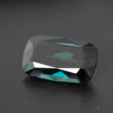 Parti Cushion Sapphire 8.57ct [S.P.C.1341]