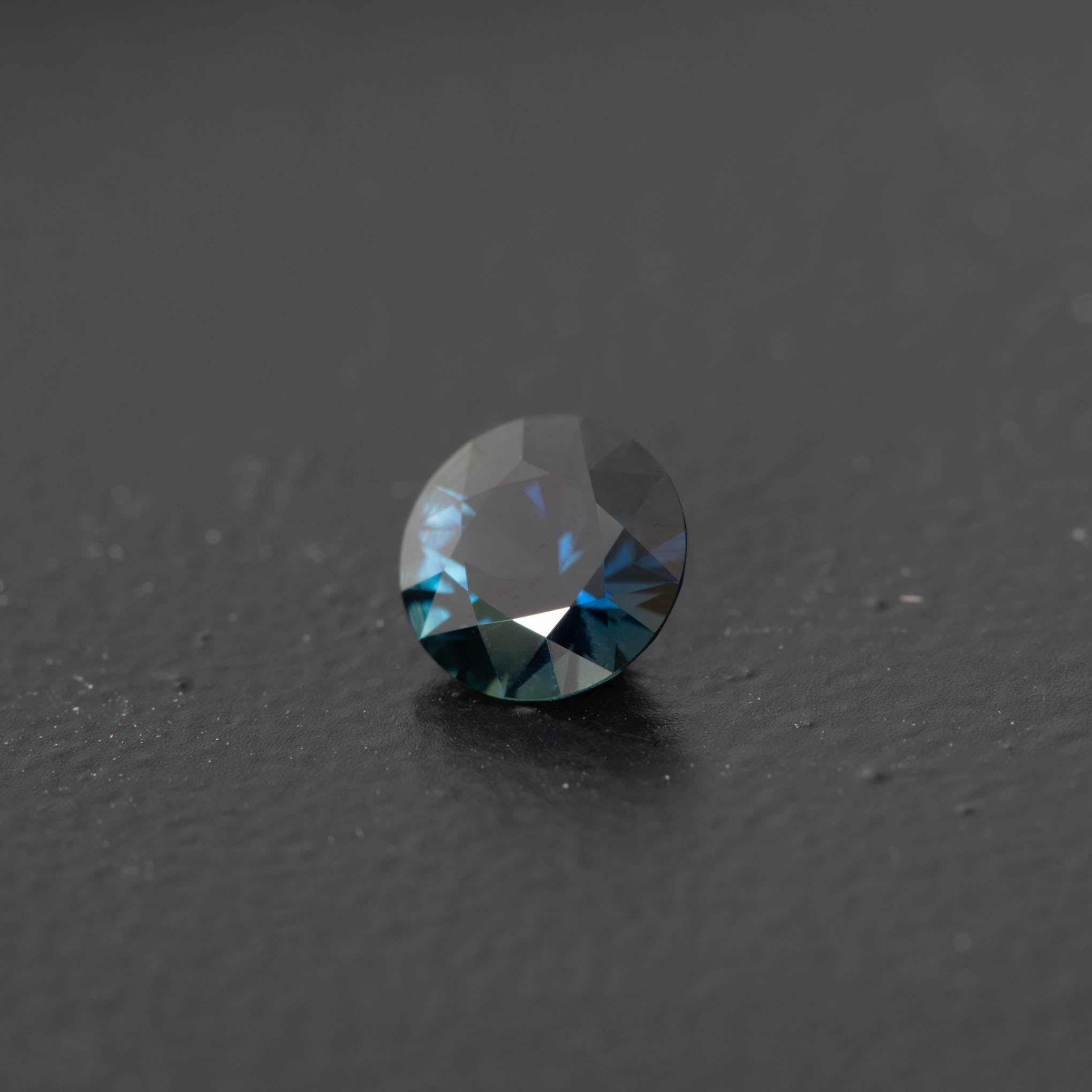 Blue Brilliant Sapphire 0.77ct [S.B.BR.1579]