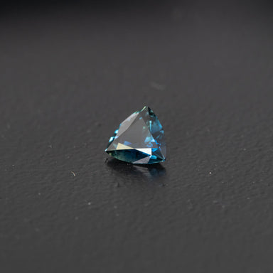 Teal Trilliant Sapphire 0.74ct [S.T.T.1801]