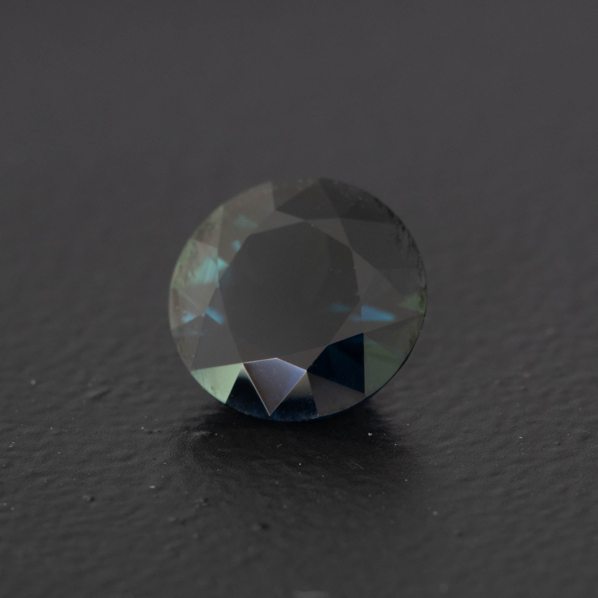 Blue Brilliant Sapphire 2.04ct  [S.B.BR.1876]