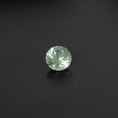 Green Brilliant Sapphire 0.62ct  [S.G.BR.1880]