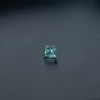 Teal Princess  Sapphire 0.39ct  [S.T.PR.1936]