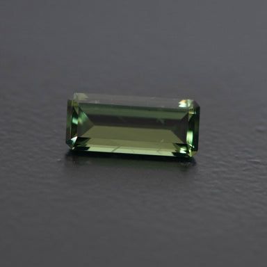 Green Emerald Sapphire 1.5ct  [S.G.E.2304]
