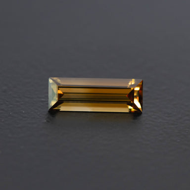 Champagne Baguette Zircon 1.78ct  [Z.CH.BA.2320]
