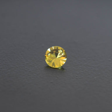 Yellow Brilliant Sapphire 0.39ct  [S.Y.BR.2338]