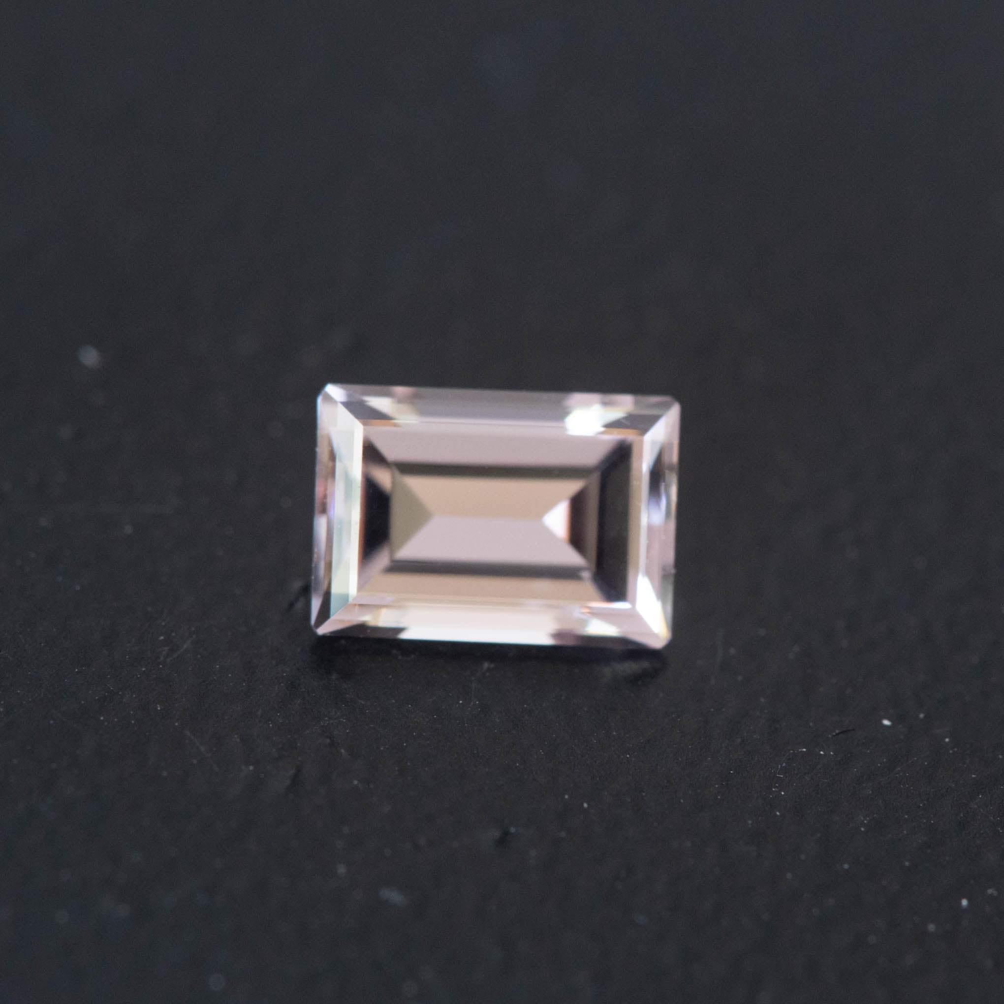 Pink Emerald Zircon 1.47ct  [Z.P.E.2420]