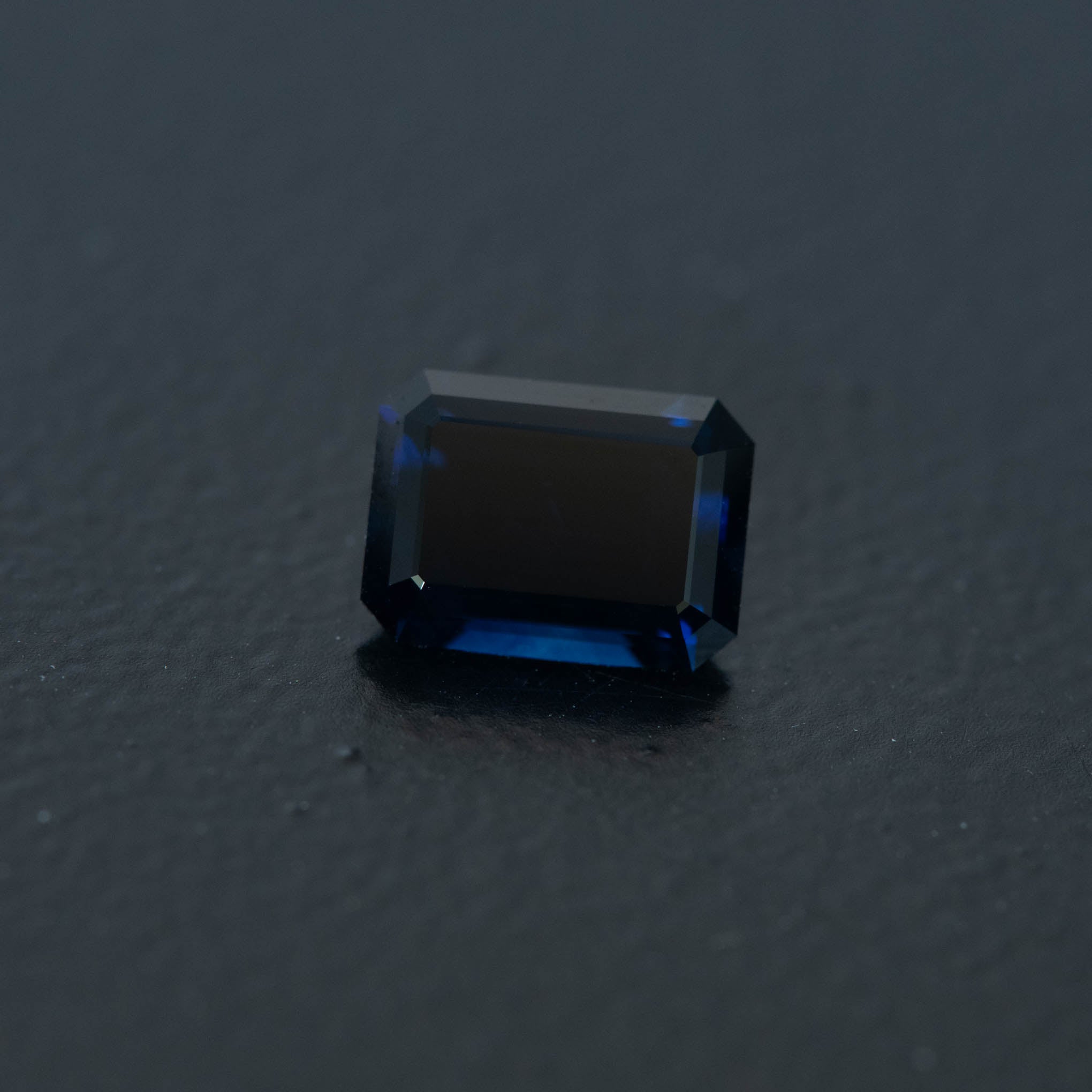 Blue Emerald  Sapphire 1.84ct  [S.B.E.2467]