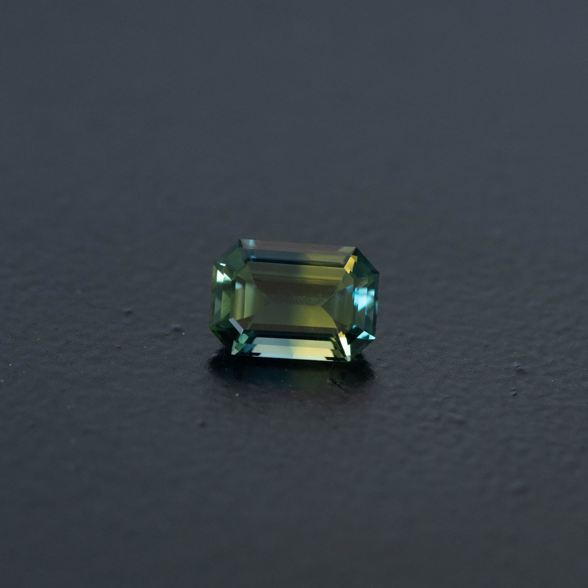 Parti Emerald Sapphire 1.06ct  [S.P.E.2497]