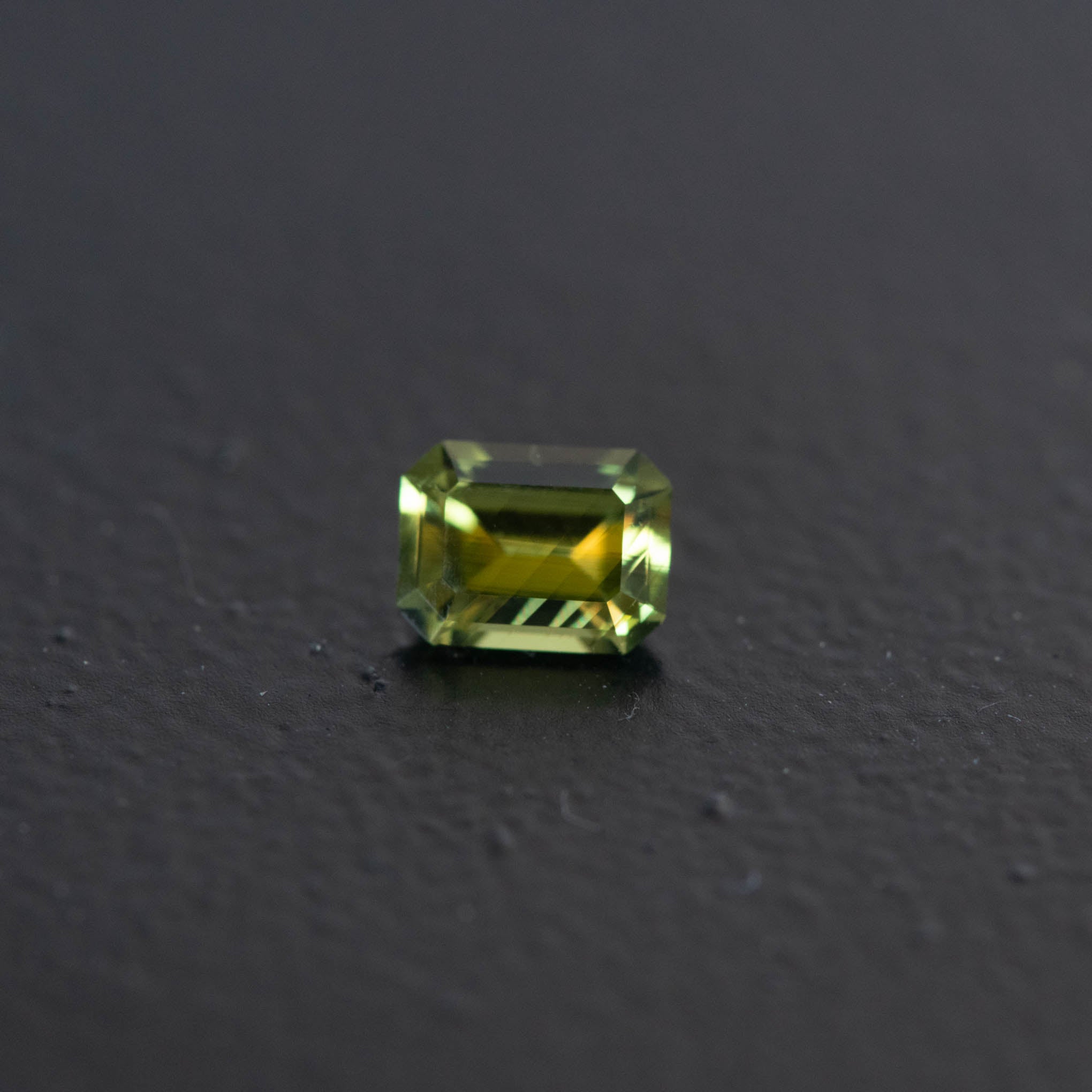 Parti Emerald Sapphire 0.56ct  [S.P.E.2523]