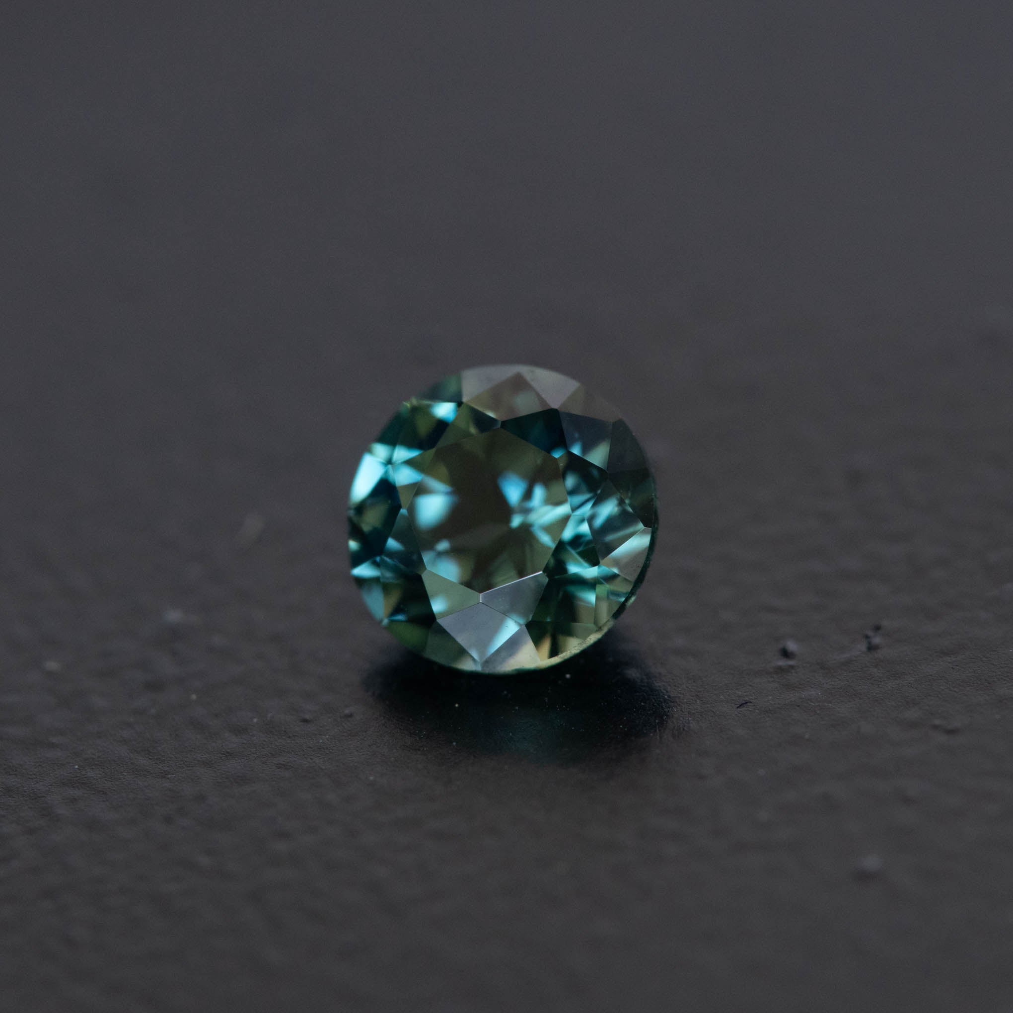 Teal Brilliant Sapphire 1.42ct  [S.T.BR.2531]