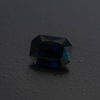 Blue Radiant Sapphire 2.09ct  [S.B.RD.2537]