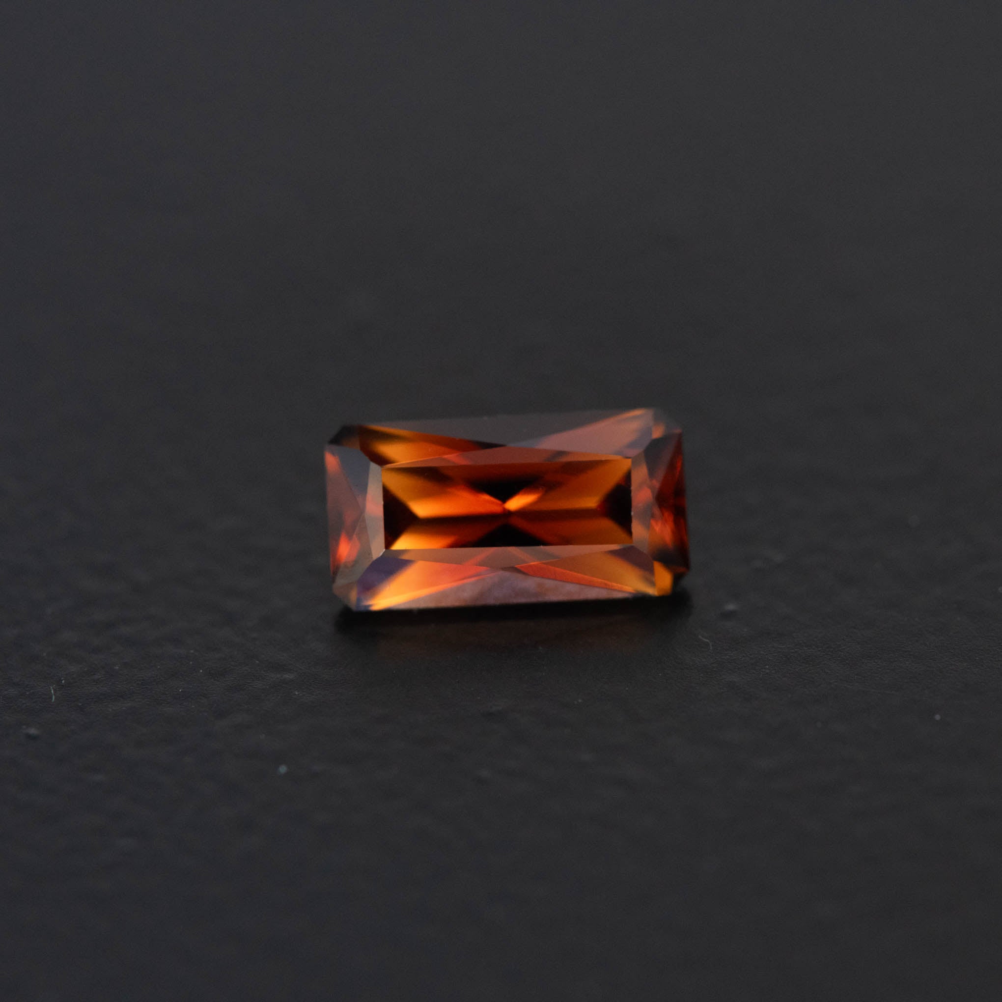 Amber Emerald Zircon 1.49ct  [Z.A.E.2557]