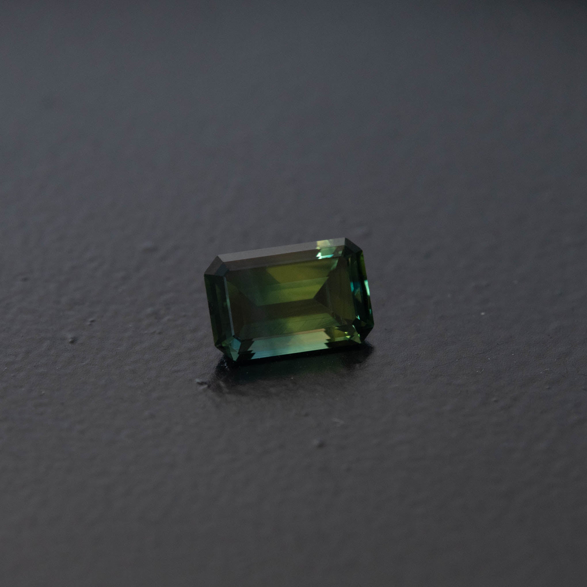 Parti Emerald Sapphire 1.39ct  [S.P.E.2571]