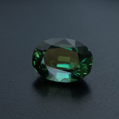 Green Oval Sapphire 9.88ct  [S.G.O.2573]