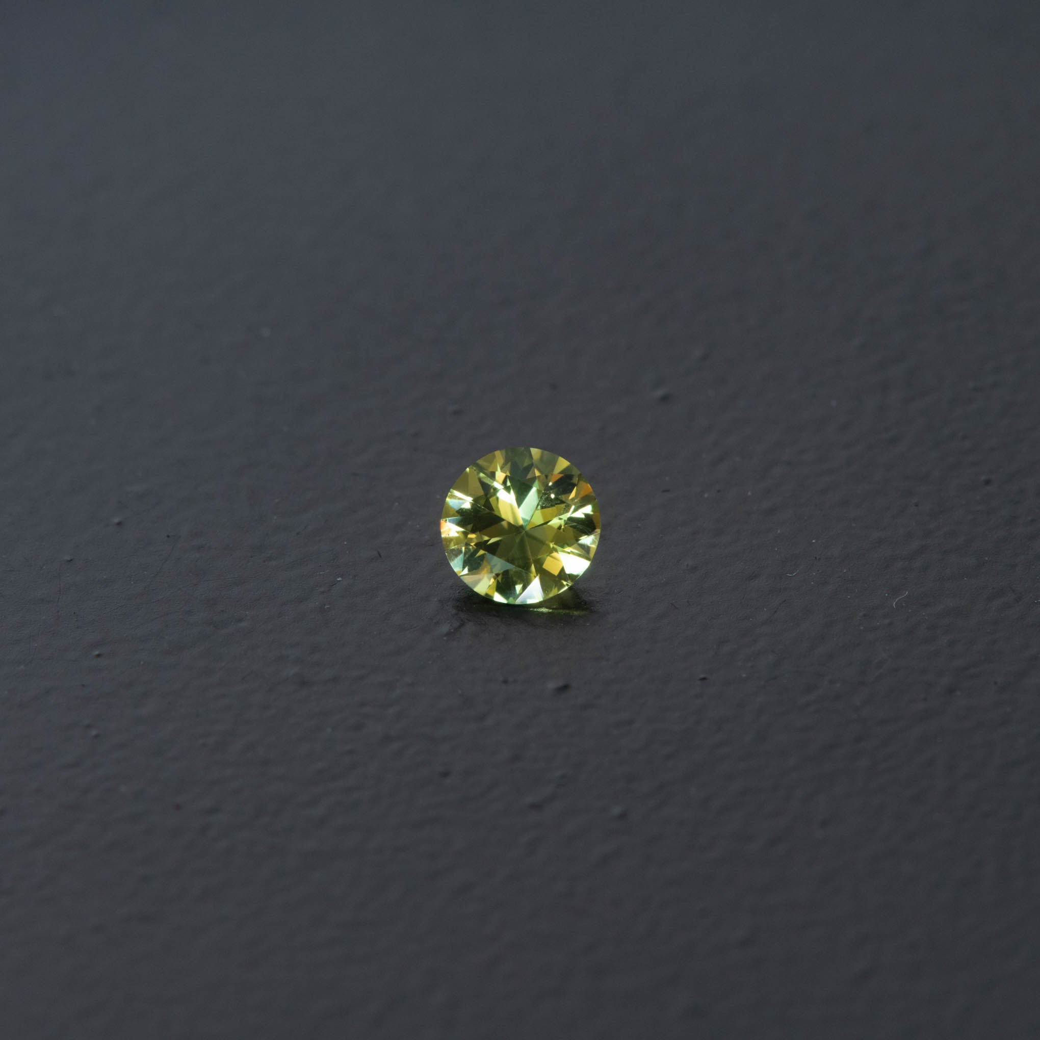 Parti Brilliant Sapphire 0.38ct  [S.P.BR.2576]