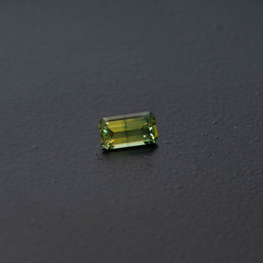 Parti Emerald Sapphire 0.57ct  [S.P.E.2581]