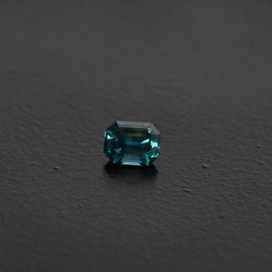 Teal Emerald Sapphire 0.61ct  [S.T.E.2592]