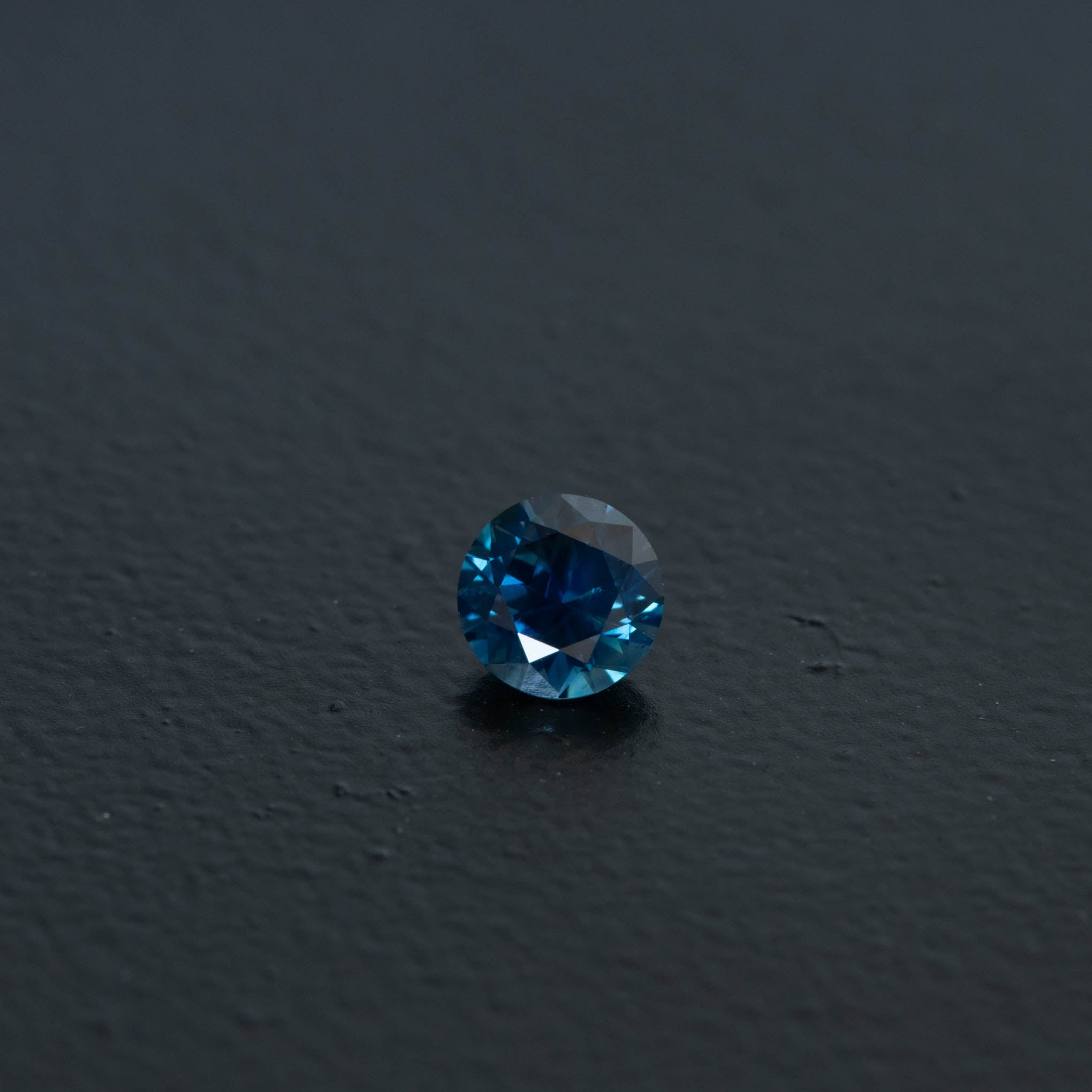 Blue Brilliant Sapphire 0.53ct  [S.B.BR.2598]