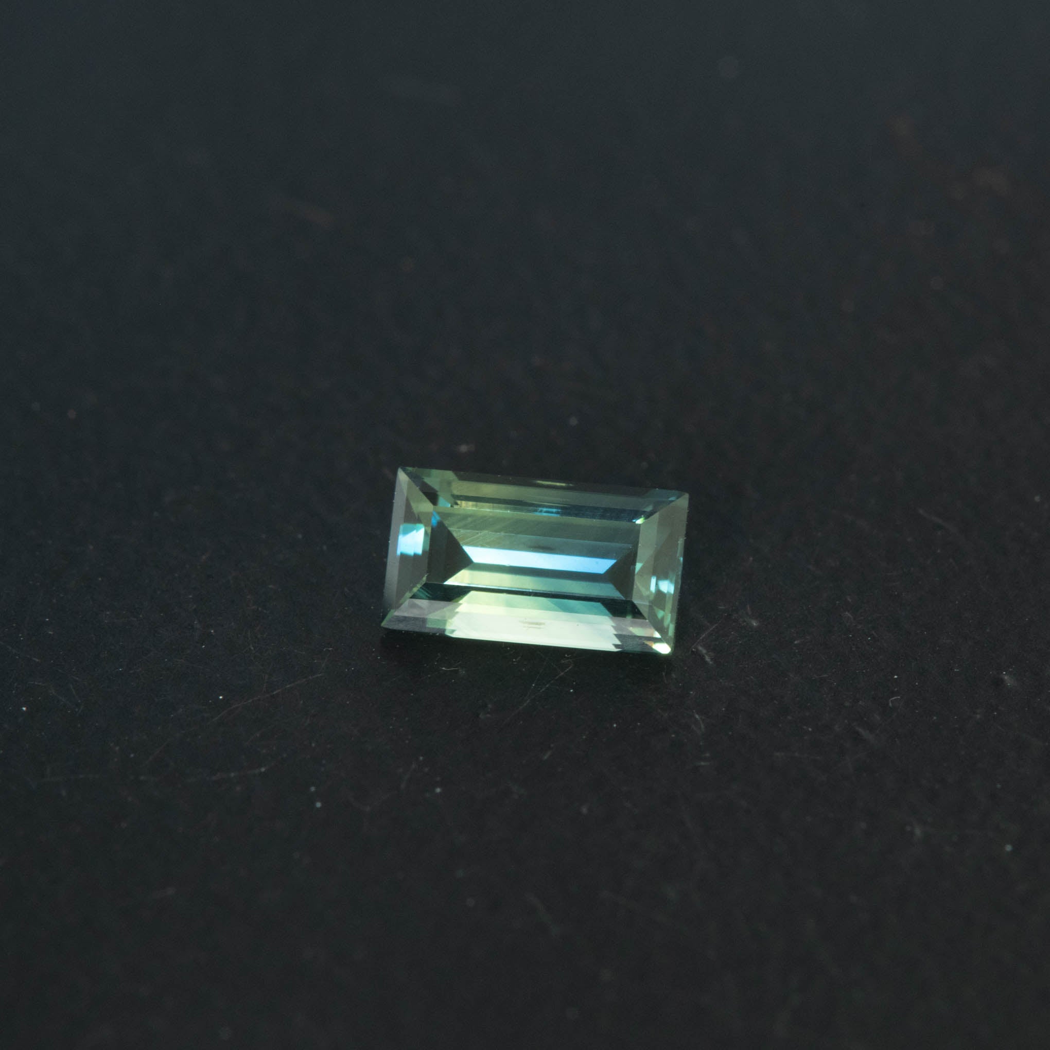 Parti Baguette Sapphire 1.03ct  [S.P.BA.2661]
