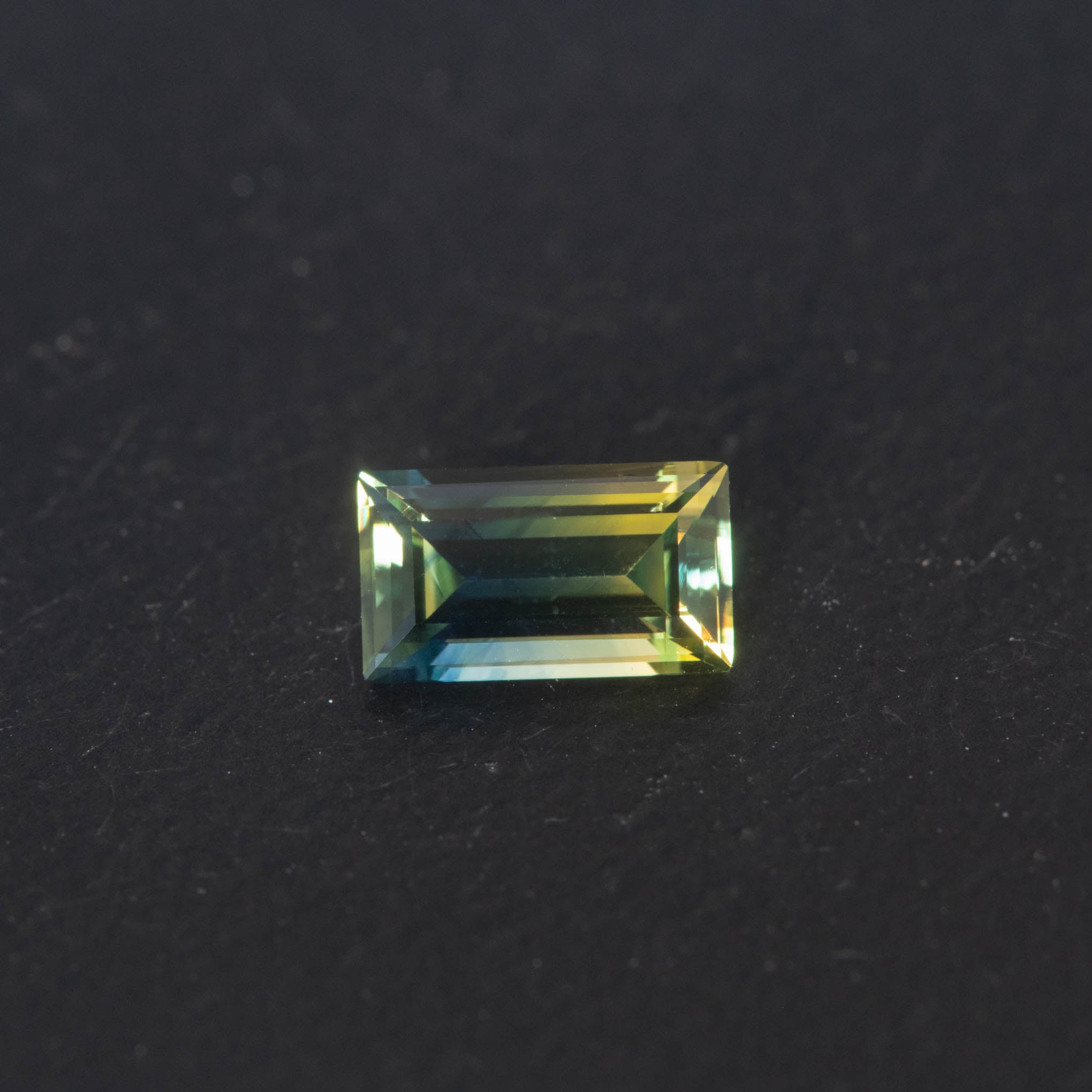 Parti Baguette Sapphire 1.12ct  [S.P.BA.2665]