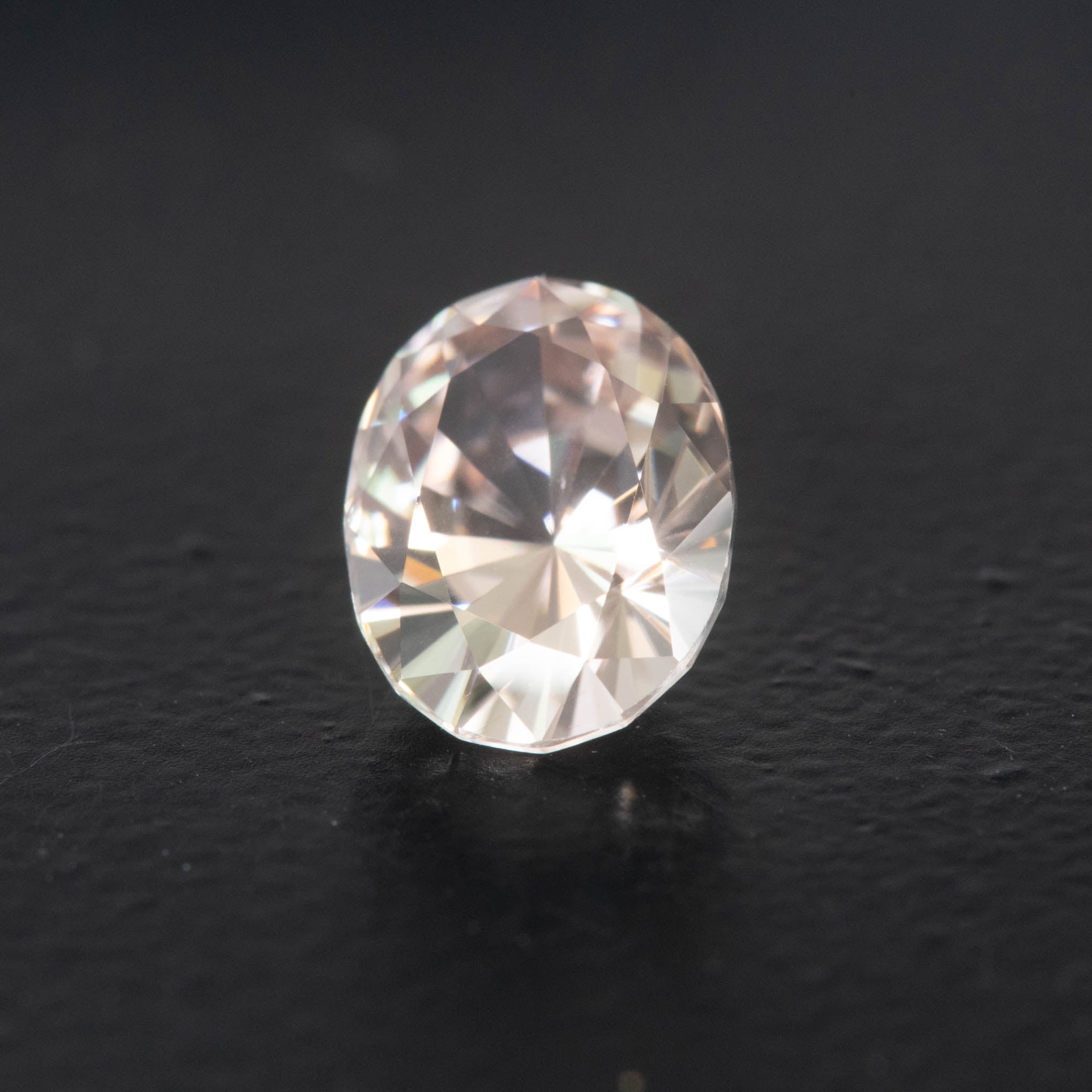 Pink Oval Zircon 2.9ct  [Z.P.O.2673]
