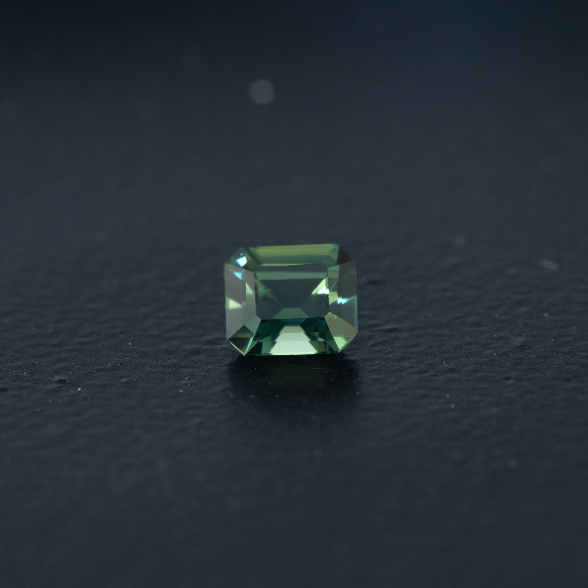 Teal Emerald Sapphire 0.53ct  [S.T.E.2700]