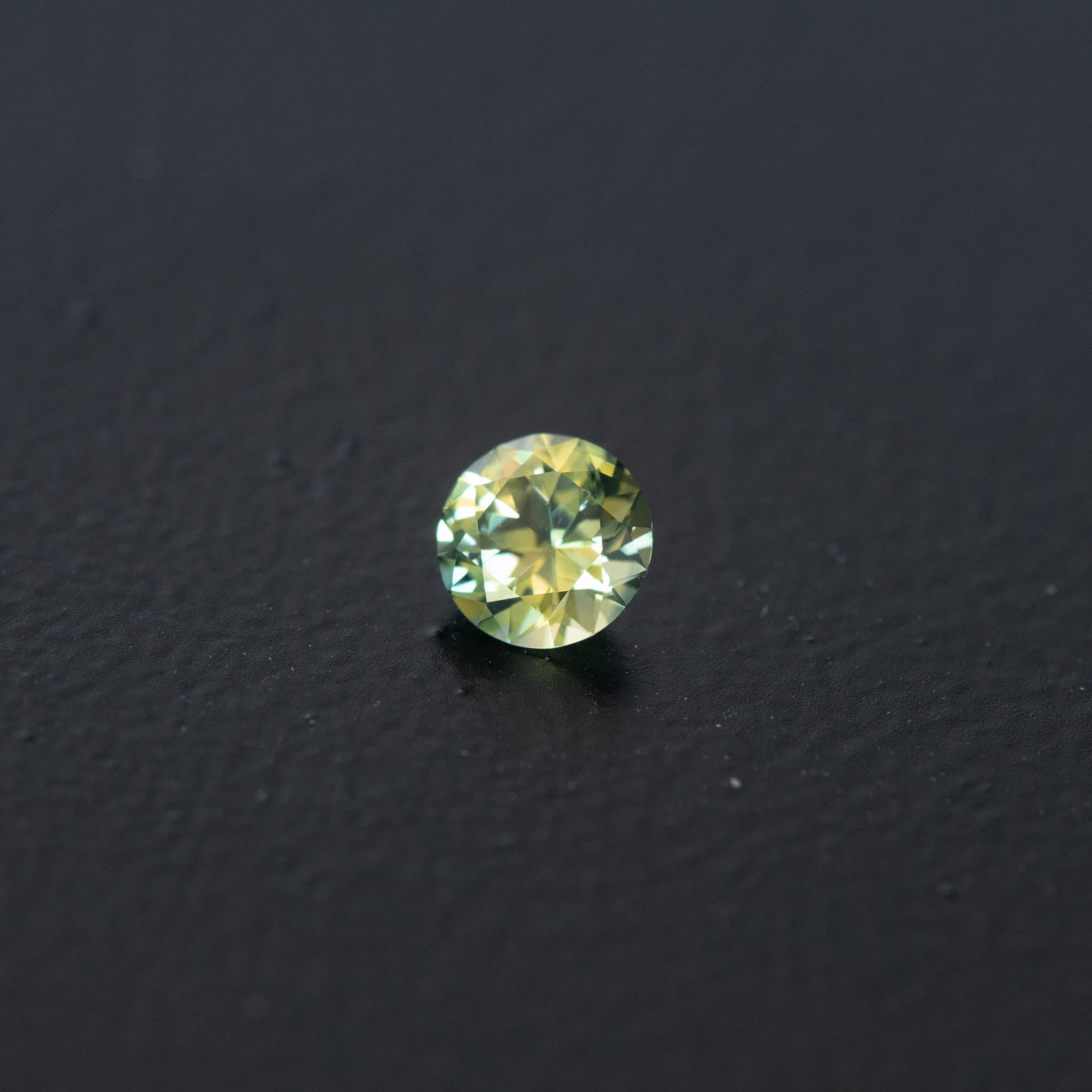Parti Brilliant Sapphire 0.61ct  [S.P.BR.644]