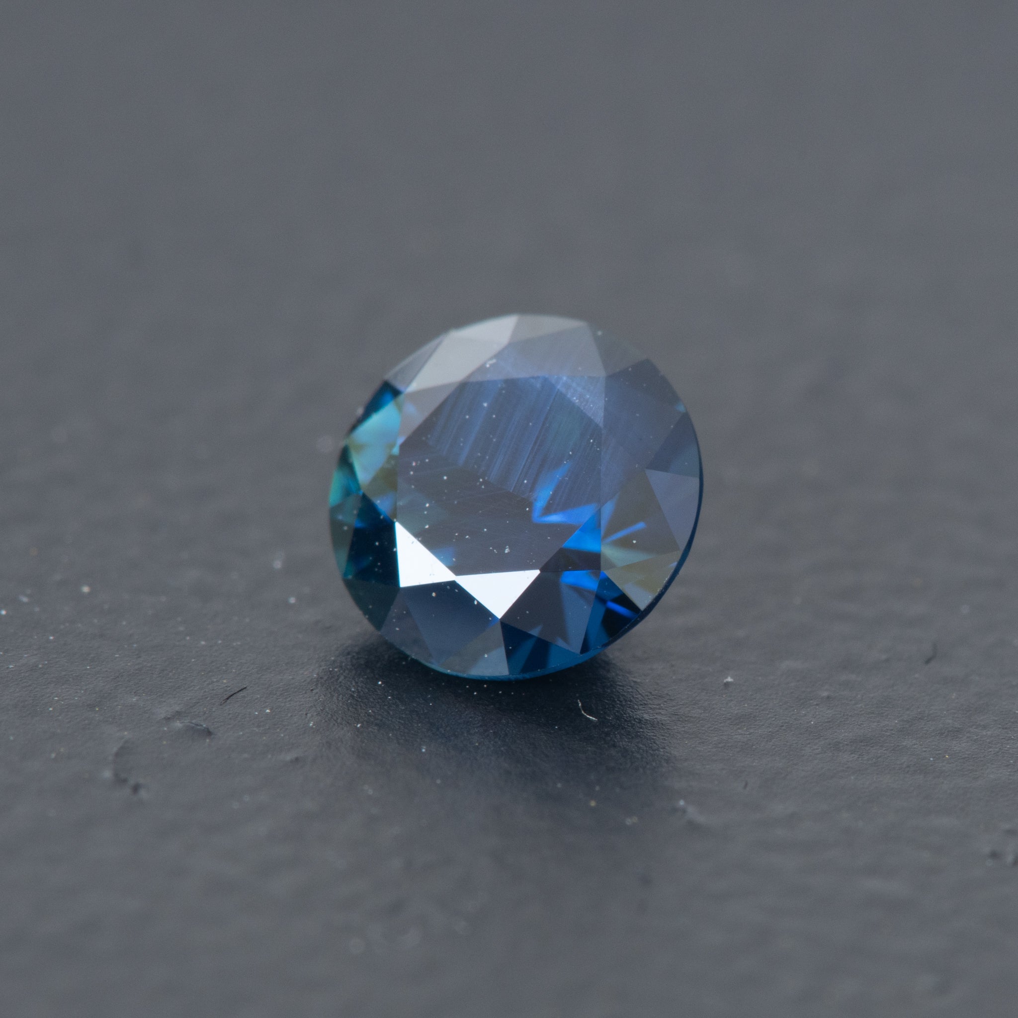 Blue Brilliant Sapphire 0.65ct (S.B.BR.801)