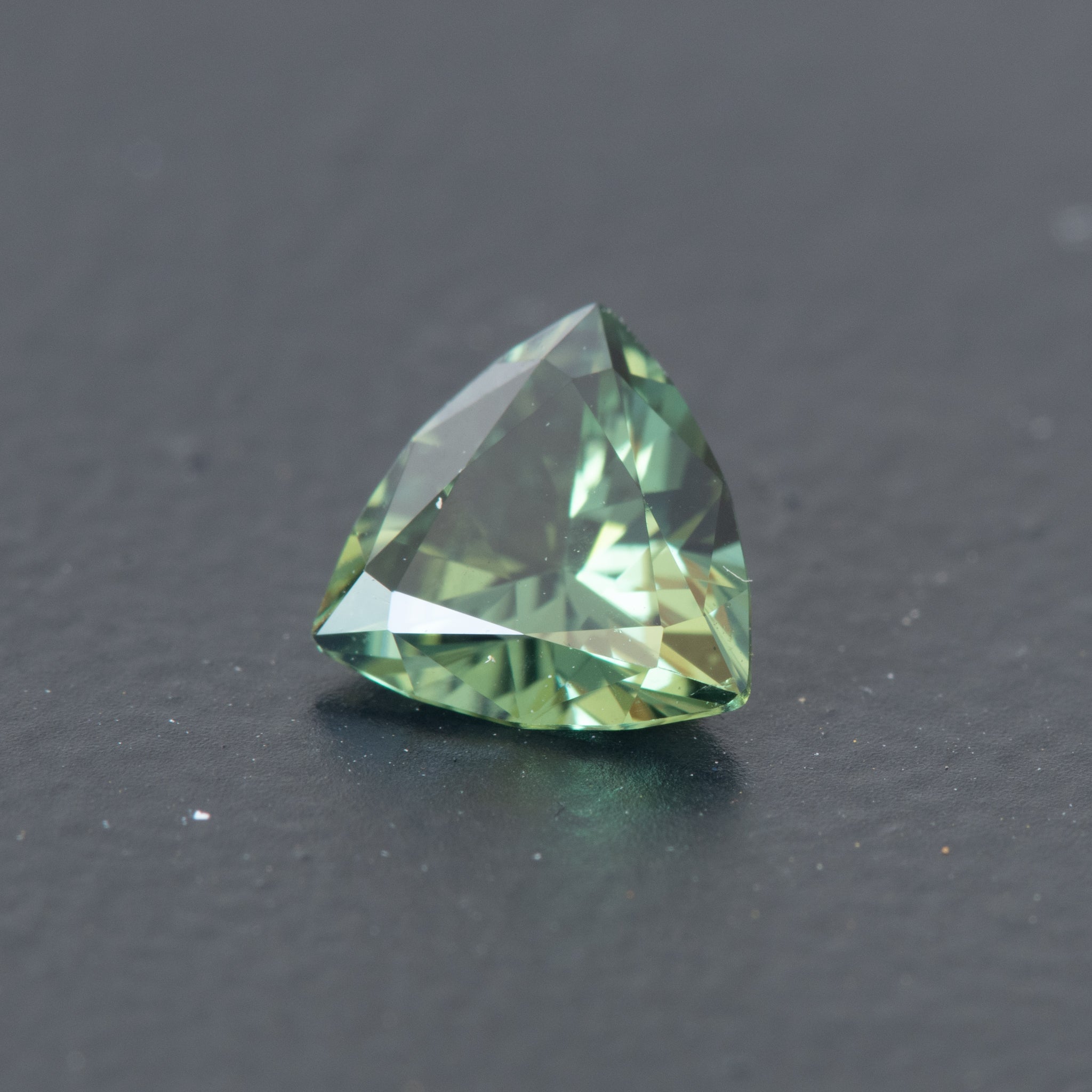 Parti Trilliant Sapphire 0.64ct (S.P.T.808)