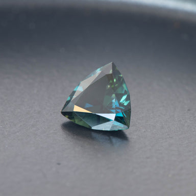 Blue Trilliant sapphire 1.47ct (S.B.T.861)