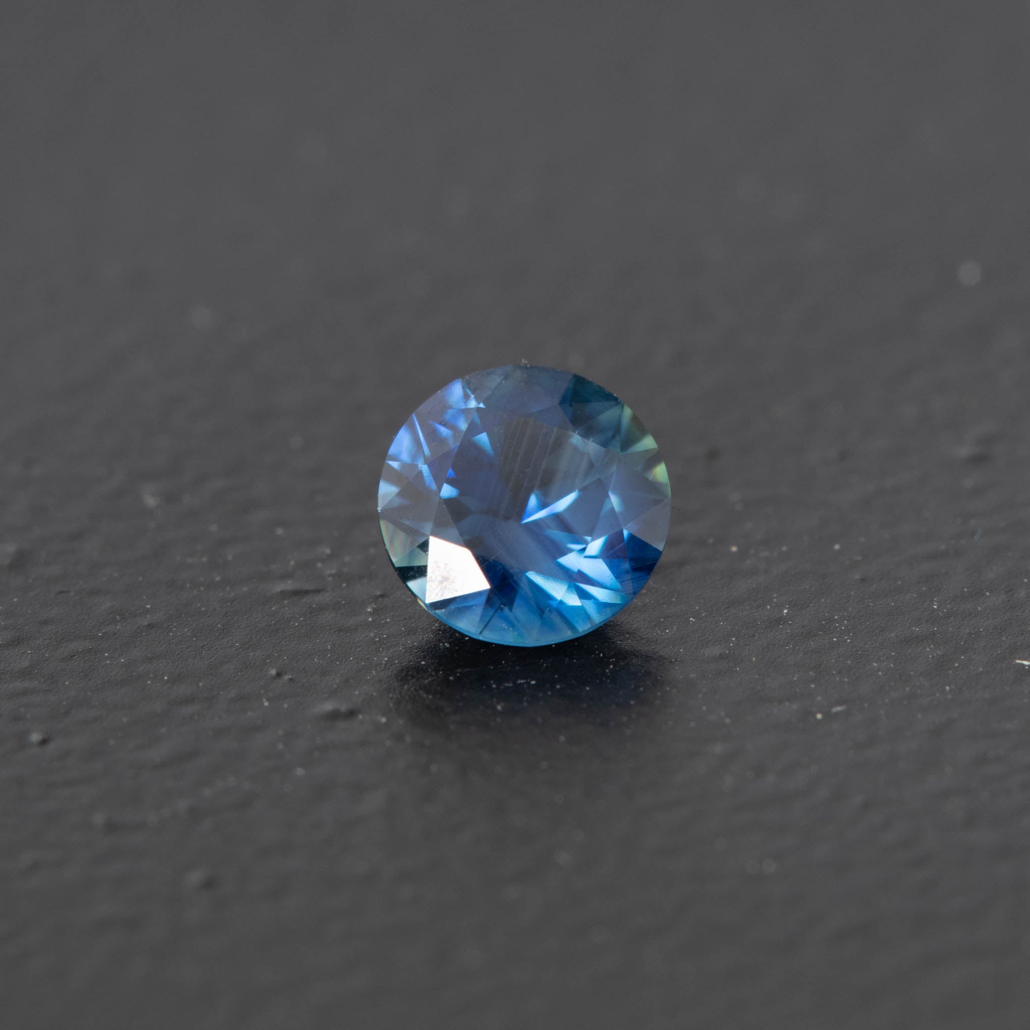 Blue Brilliant Sapphire 0.60ct (S.B.BR.924)