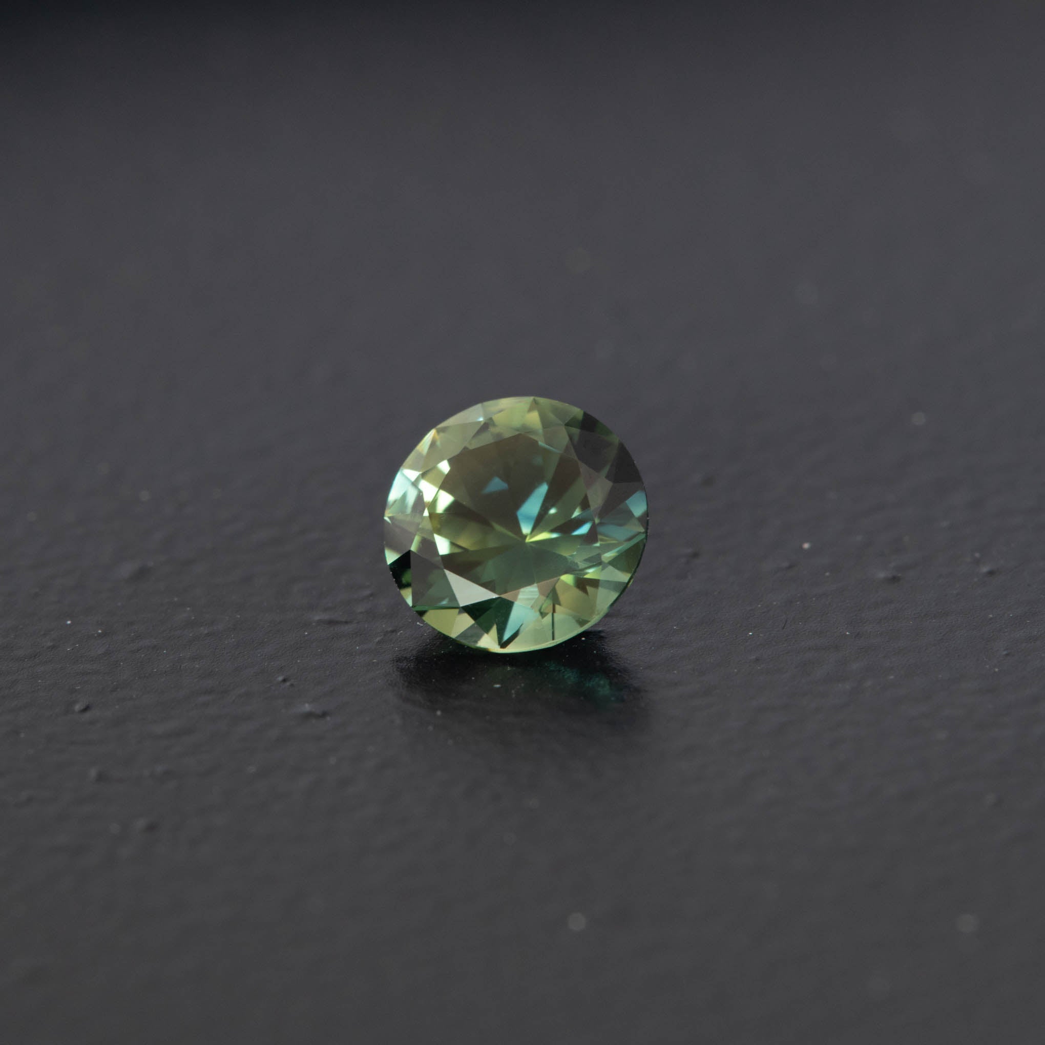 Parti Brilliant Sapphire 0.93ct (S.P.BR.965)