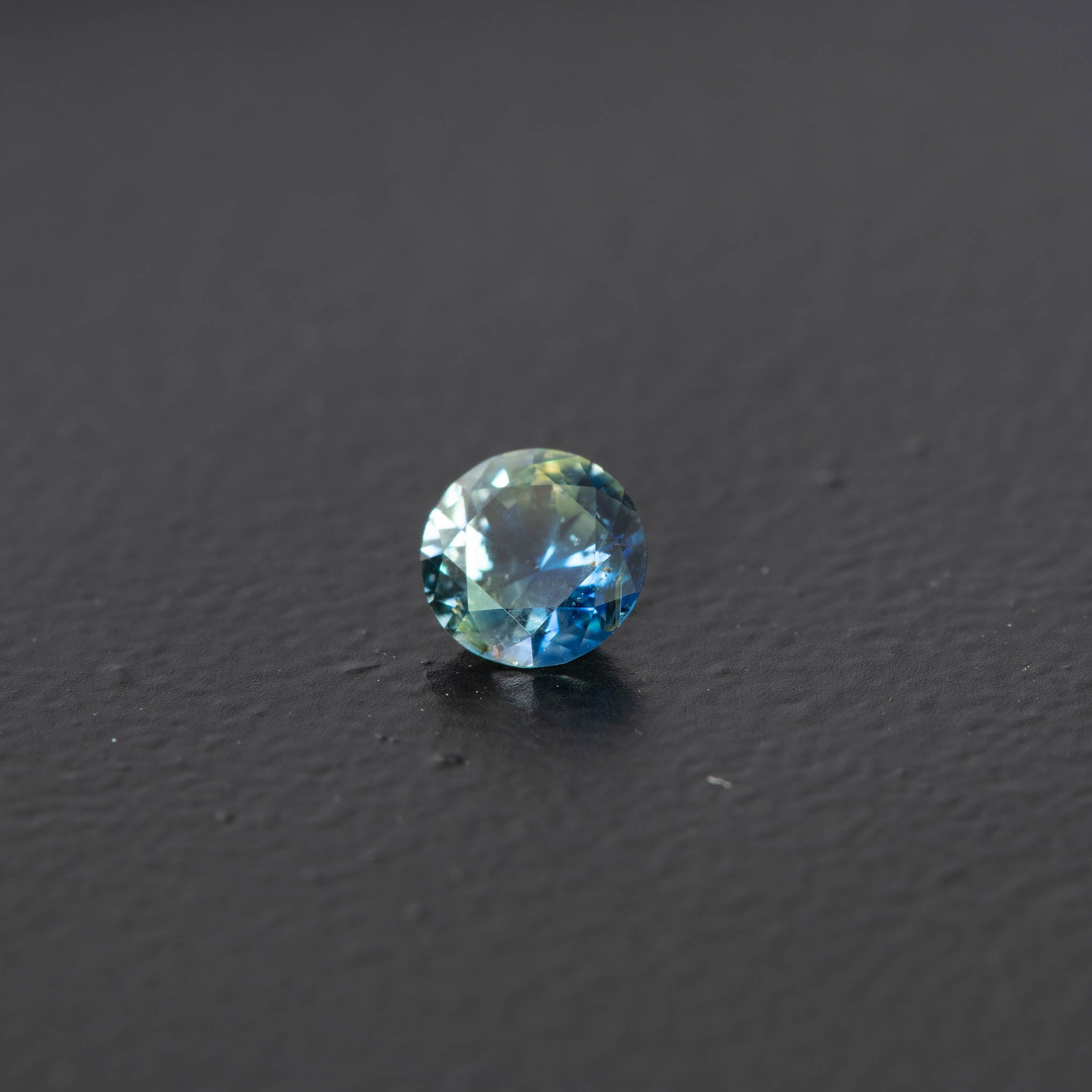 Parti Brilliant Sapphire 0.50ct (S.P.BR.985)