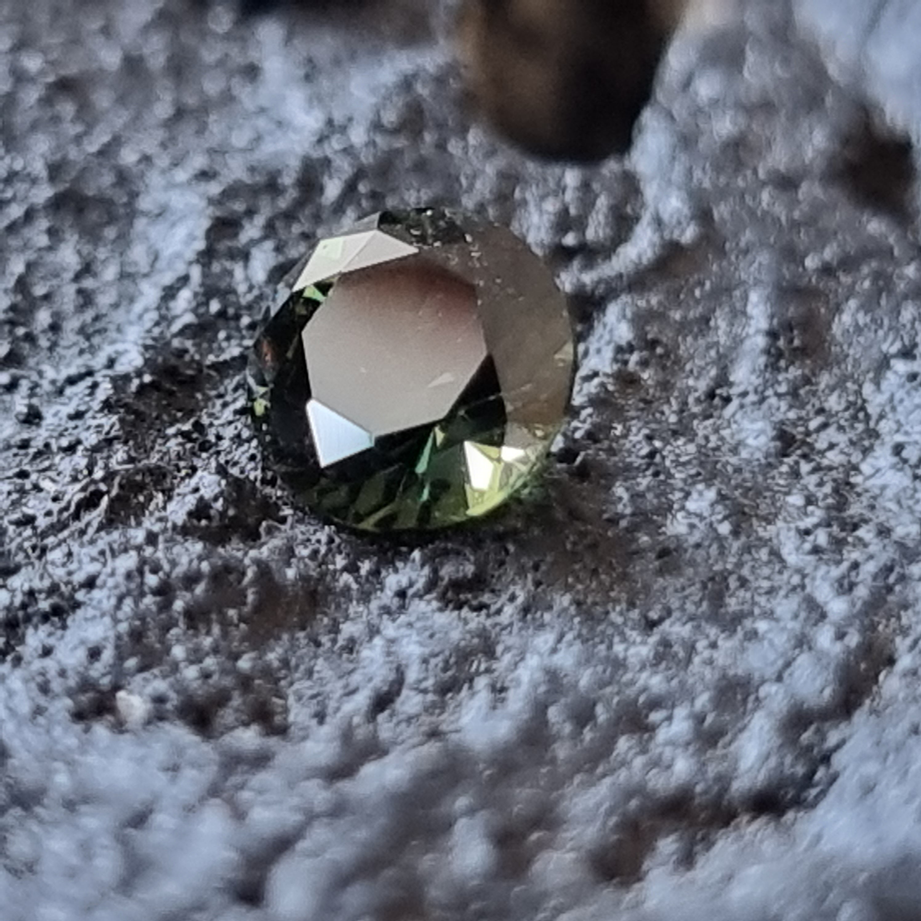 Parti Brilliant Sapphire 0.92ct (S.P.BR.764)