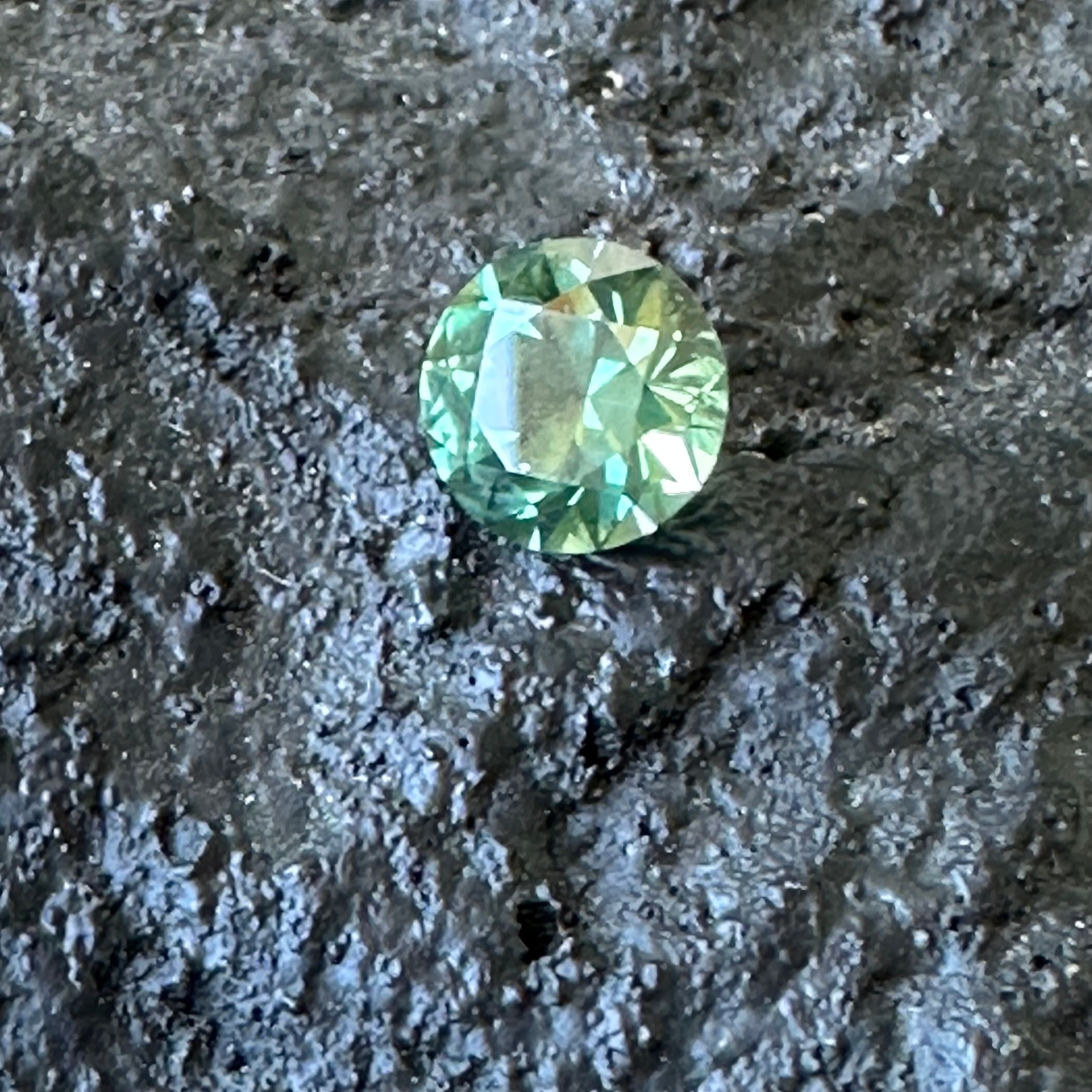 Parti Brilliant Sapphire 0.77ct (S.P.BR.964)