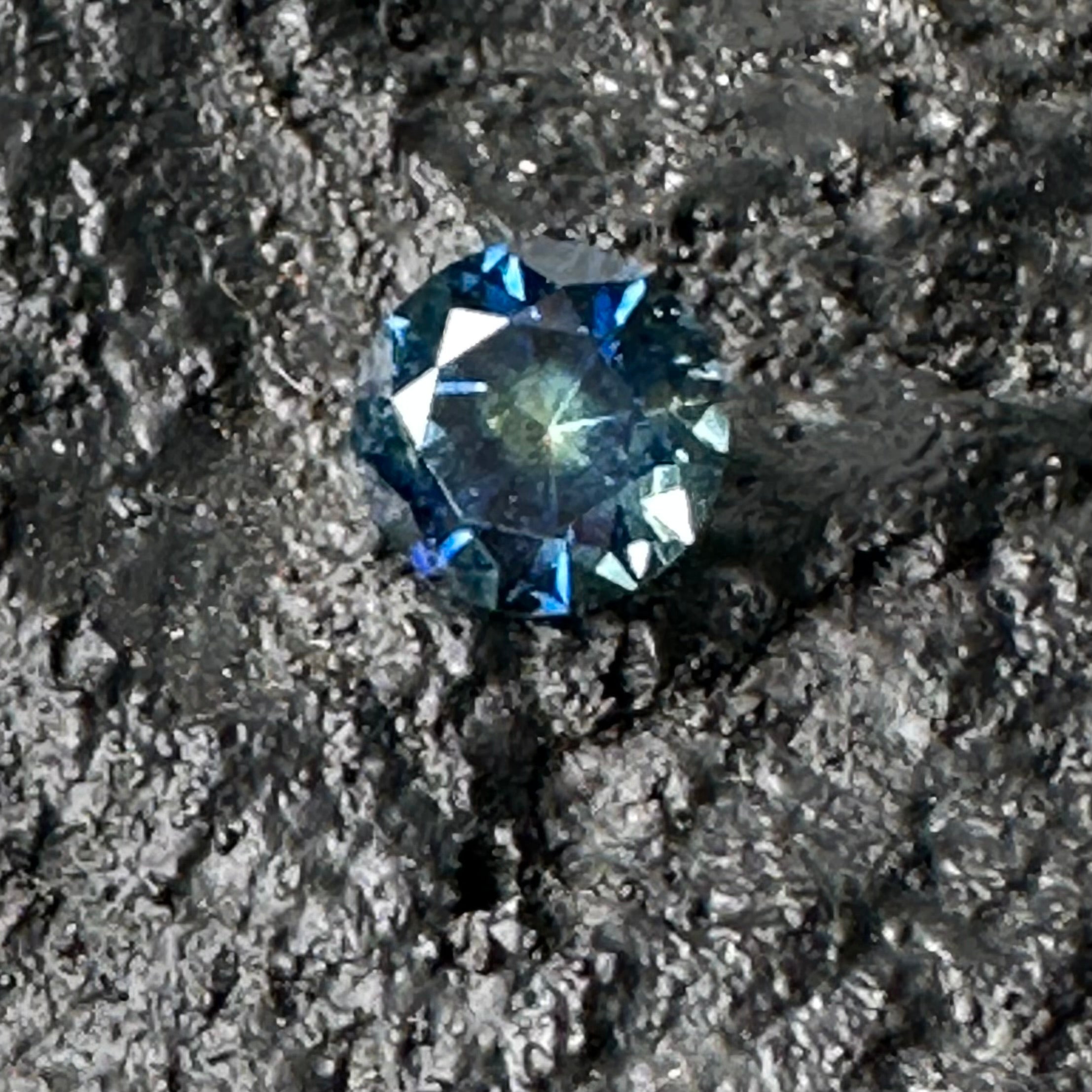 Parti Brilliant Sapphire 0.56ct (S.P.BR.986)