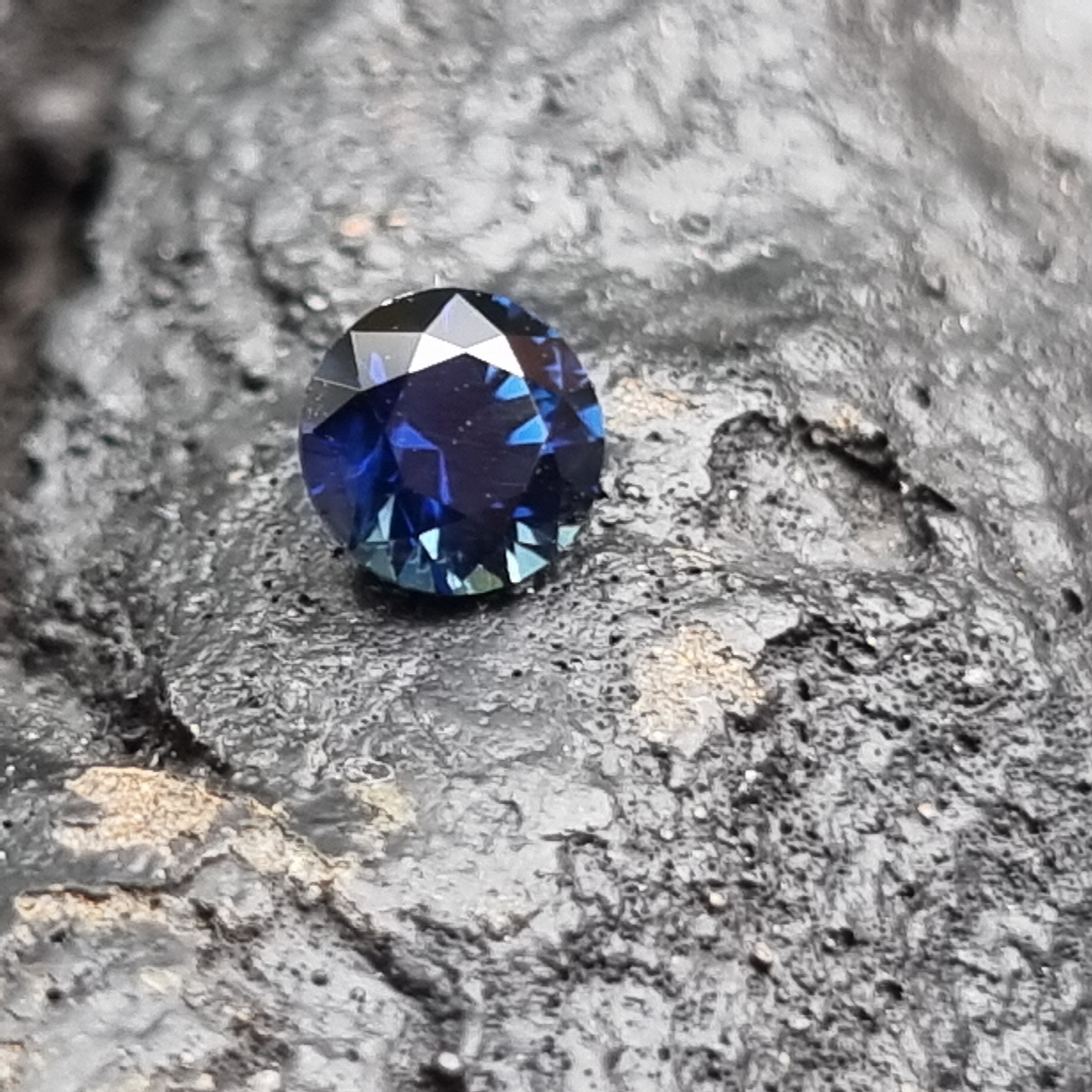Blue Brilliant Sapphire 0.44 Ct. [S.B.BR.166]